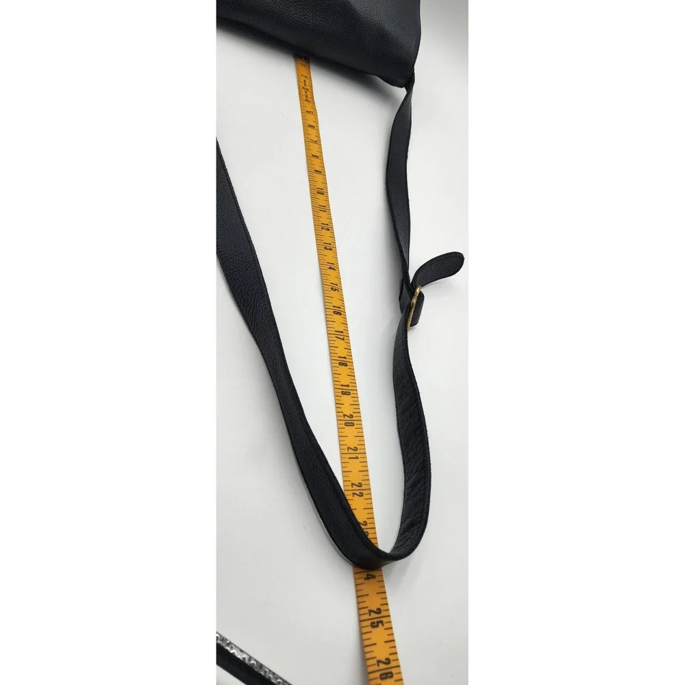 M. London Messenger Black Bag Genuine Leather Made USA Vintage 80-90s Shoulder